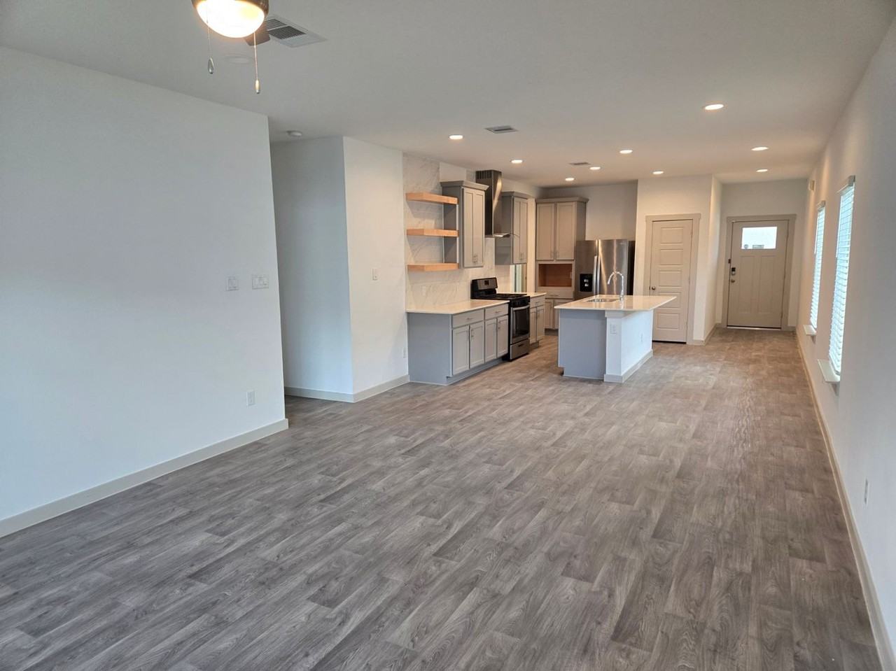 12525 Abbey House Court - Photo 2 of 18