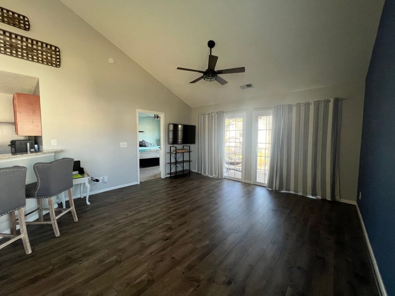 4921 Pond Shoals Ct - Photo 6 of 17