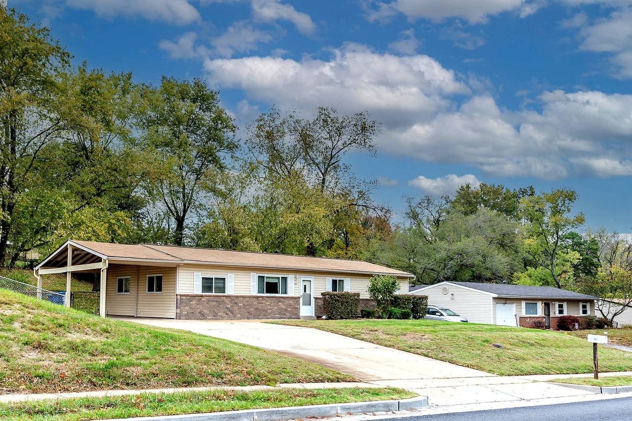 247 Ries Rd - Photo 2 of 30