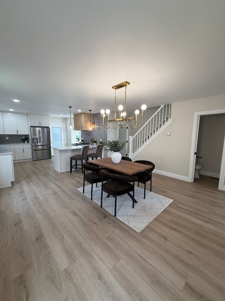 465 Elsmere Street - Photo 3 of 32