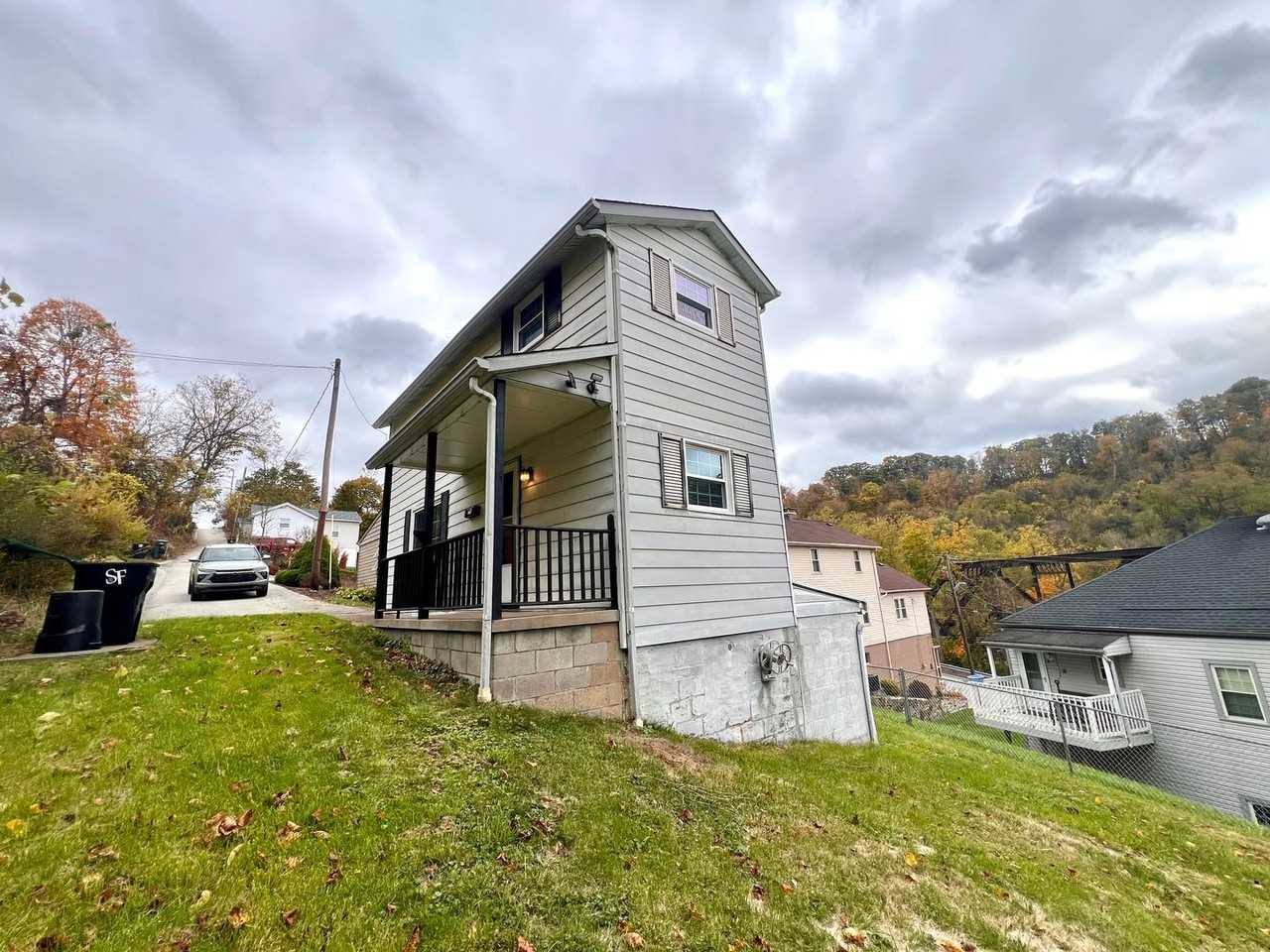 683 1st Ave - Photo 3 of 30