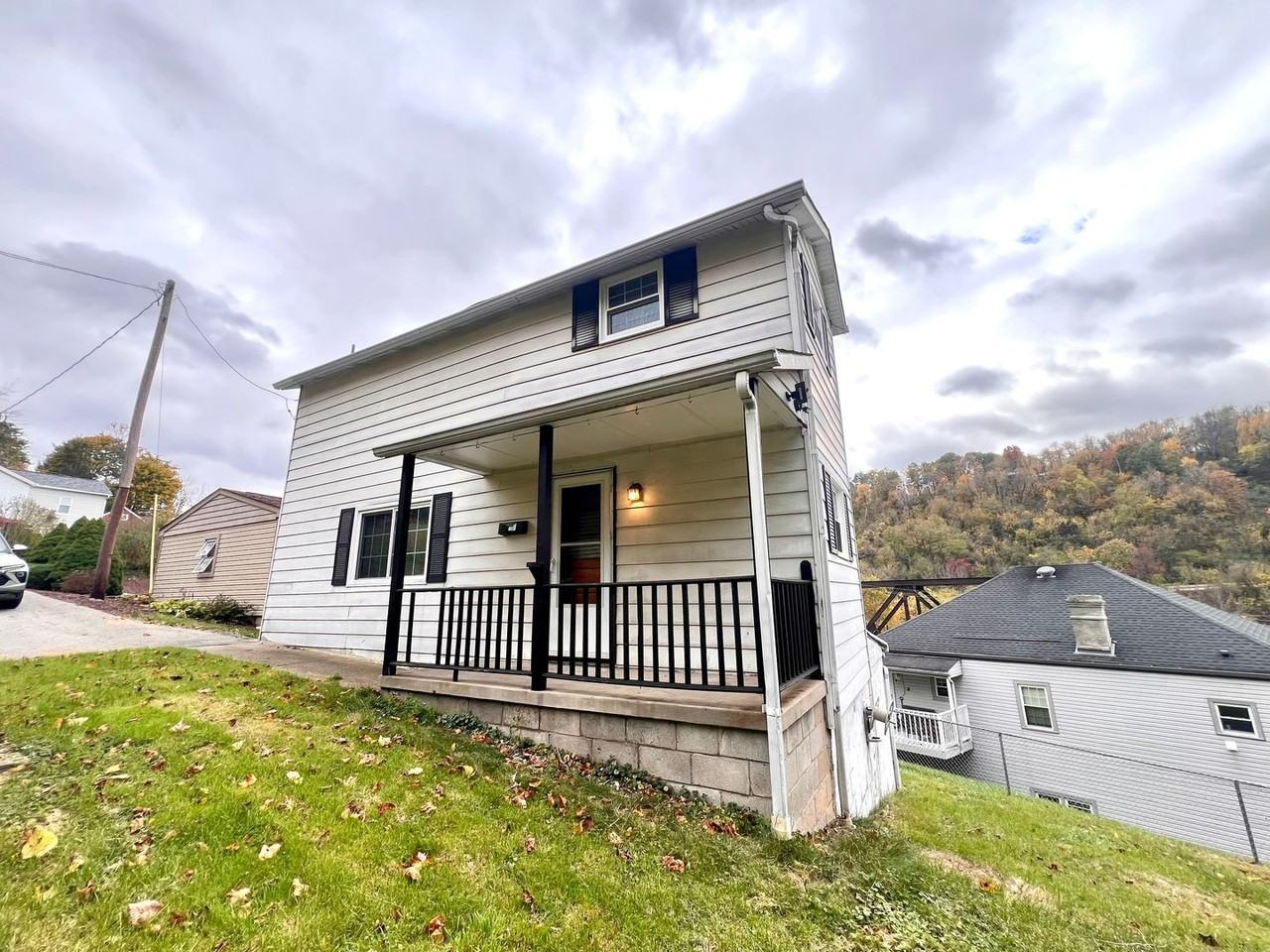 683 1st Ave - Photo 2 of 30