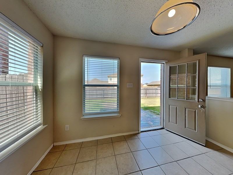 6518 Ashland Drive - Photo 5 of 22