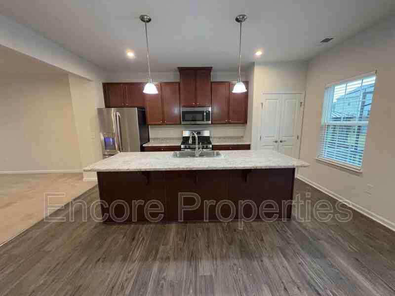 333 Amber Acorn Ave - Photo 4 of 23