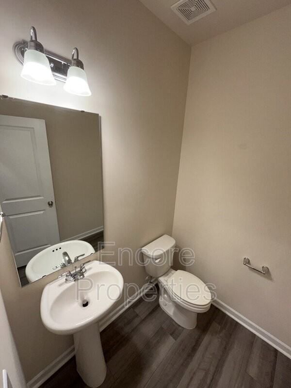 305 Ribbon Rail St - Photo 7 of 16