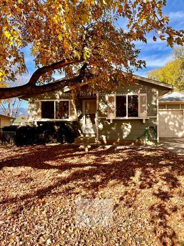 1854 Saratoga Dr - Photo 2 of 15