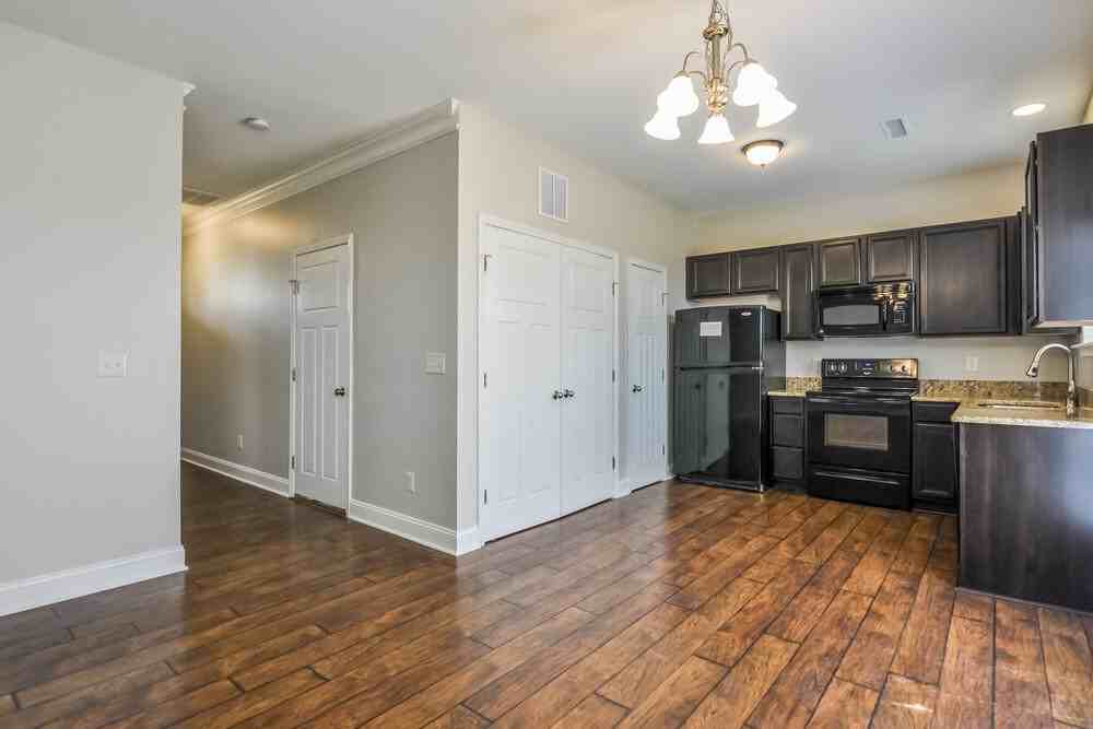 206 Callahan Trl - Photo 5 of 16