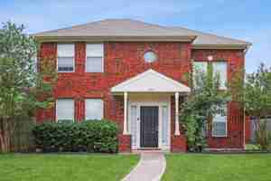 featured image of 433 Raintree Cir