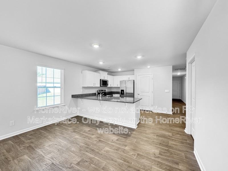 3705 Stallion Dr - Photo 4 of 22