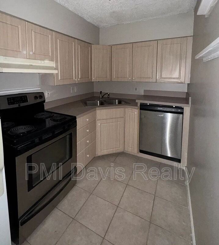 1845 Lindberg Dr #22 - Photo 5 of 24