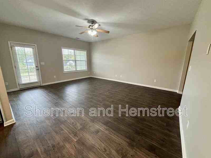 4017 Pensacola Way - Photo 4 of 23