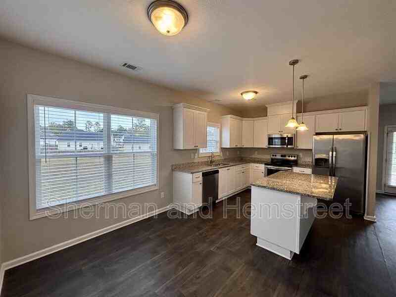 4017 Pensacola Way - Photo 6 of 23