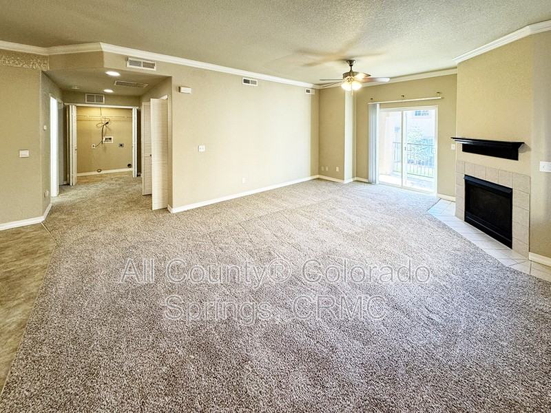 4880 Kerry Lynn View #105 - Photo 3 of 27