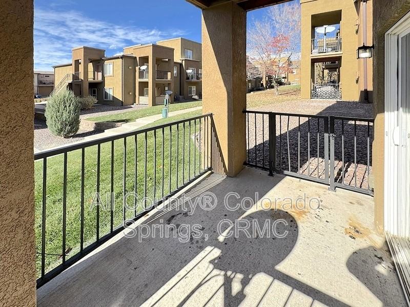 4880 Kerry Lynn View #105 - Photo 5 of 27