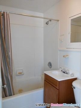 723 1st Ave SW - Photo 3 of 4