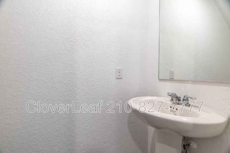 6411 Bernardo Way - Photo 7 of 34