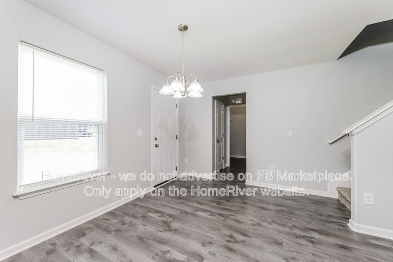 4055 Overcreek Crescent - Photo 5 of 19