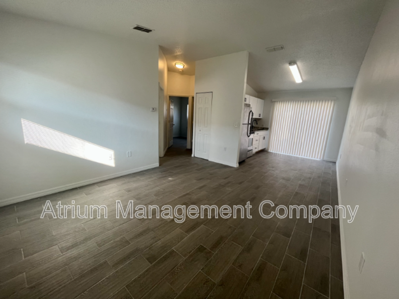 4609 Audrey Ln - Photo 3 of 8