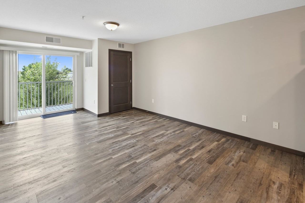 Jackson Hills Apartments - Photo 7 of 50