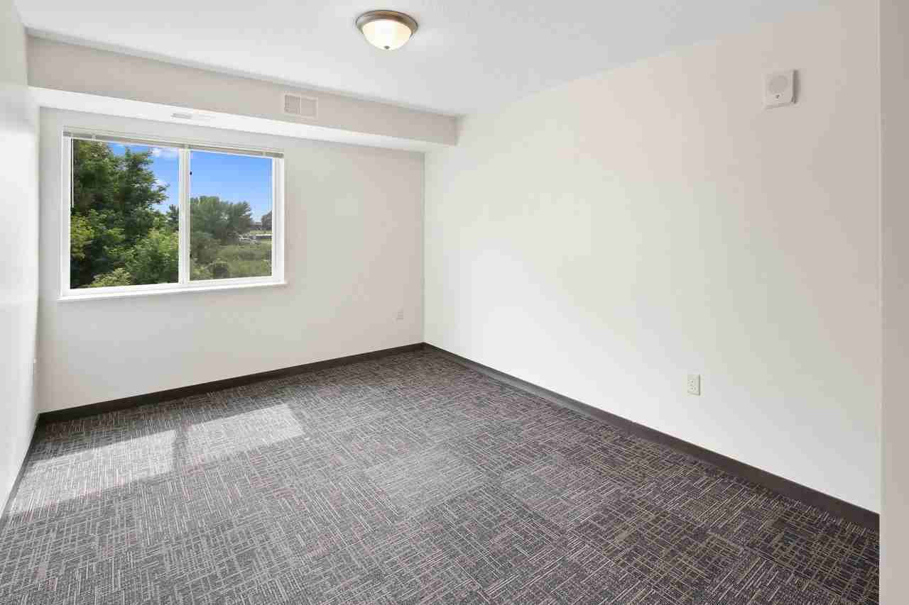 Jackson Hills Apartments - Photo 5 of 50