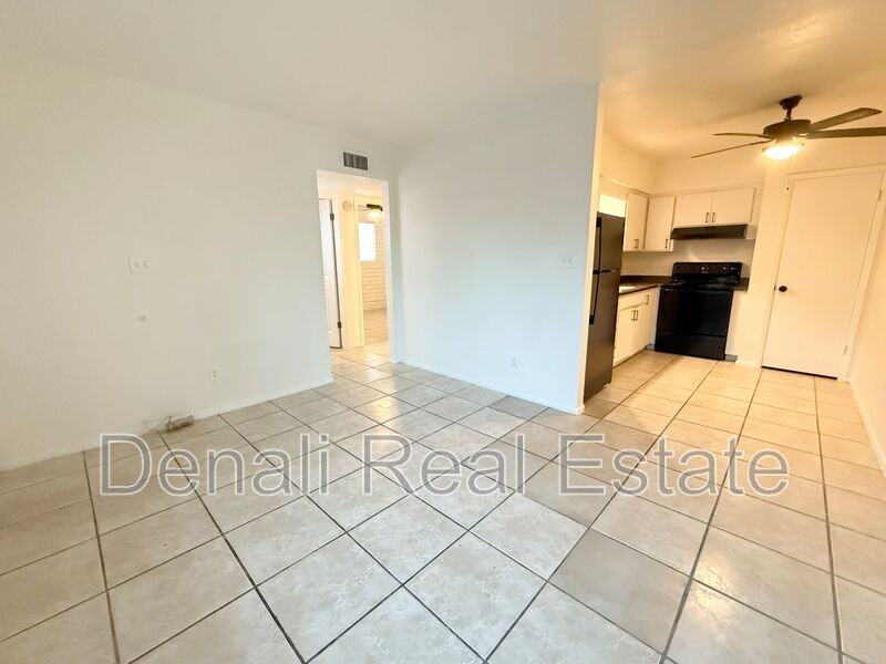 3125 N 66th St #2 - Photo 5 of 10