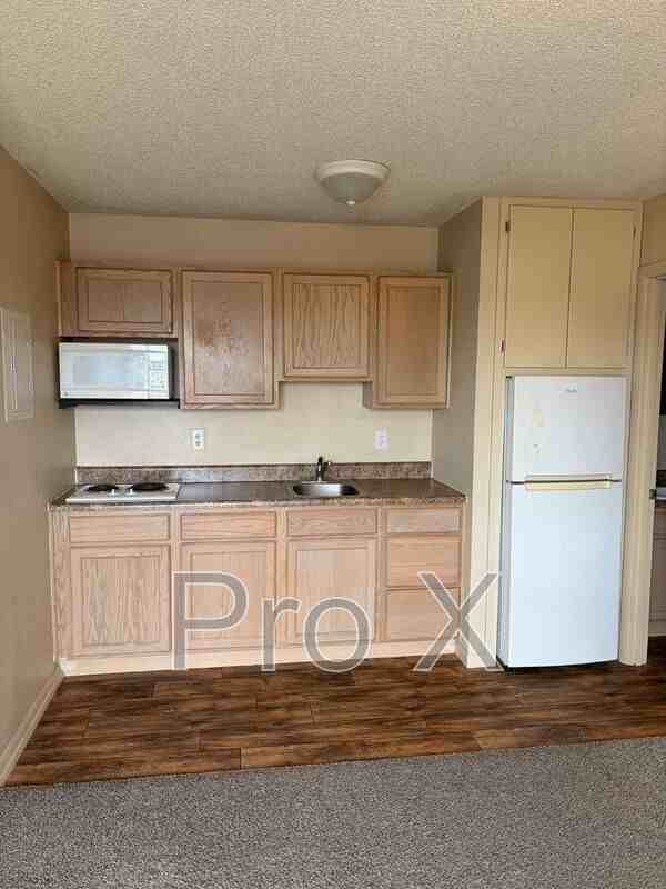 924 Goetz Blvd #9 - Photo 6 of 20