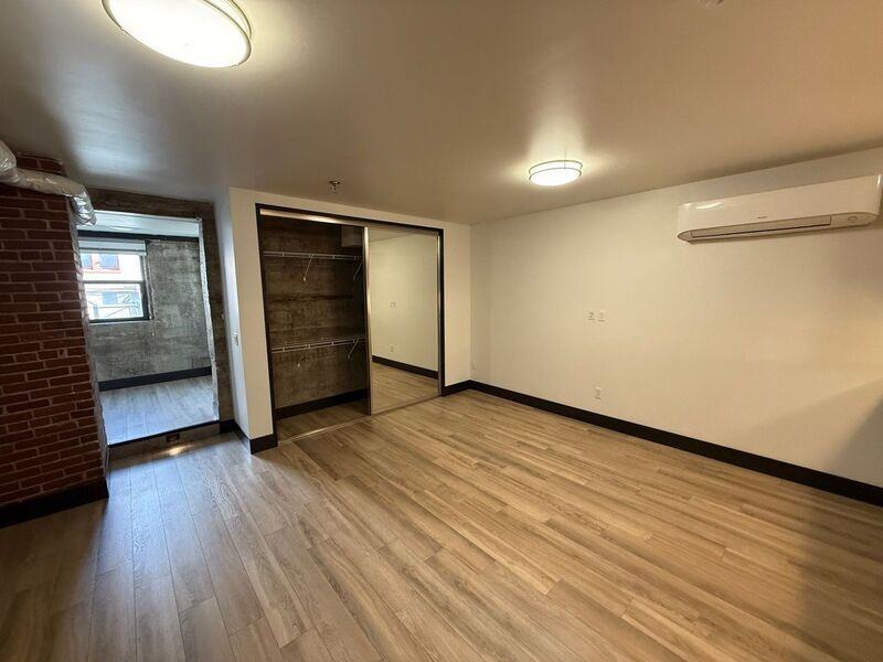 160 Liberty St Ne #M20 - Photo 2 of 16