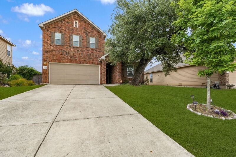 8022 Blackhawk Pass - Photo 2 of 34