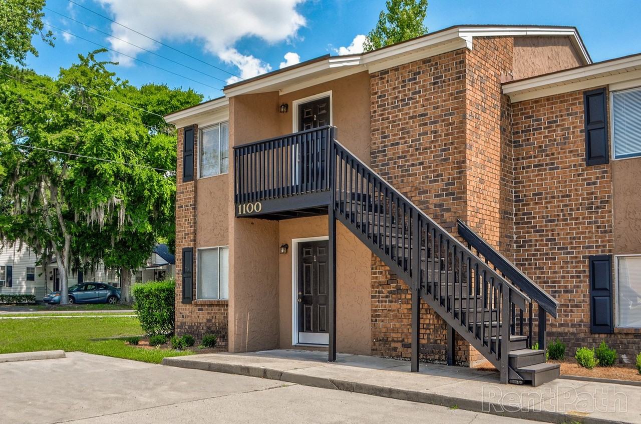 Midtown at 56th Apartments - Photo 2 of 16