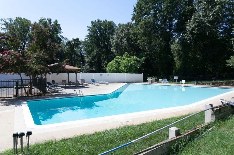 1800 1800 - Photo 6 of 7