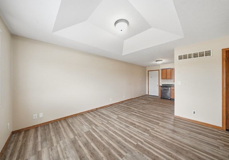 1907 W Apricot Ln - Photo 6 of 20