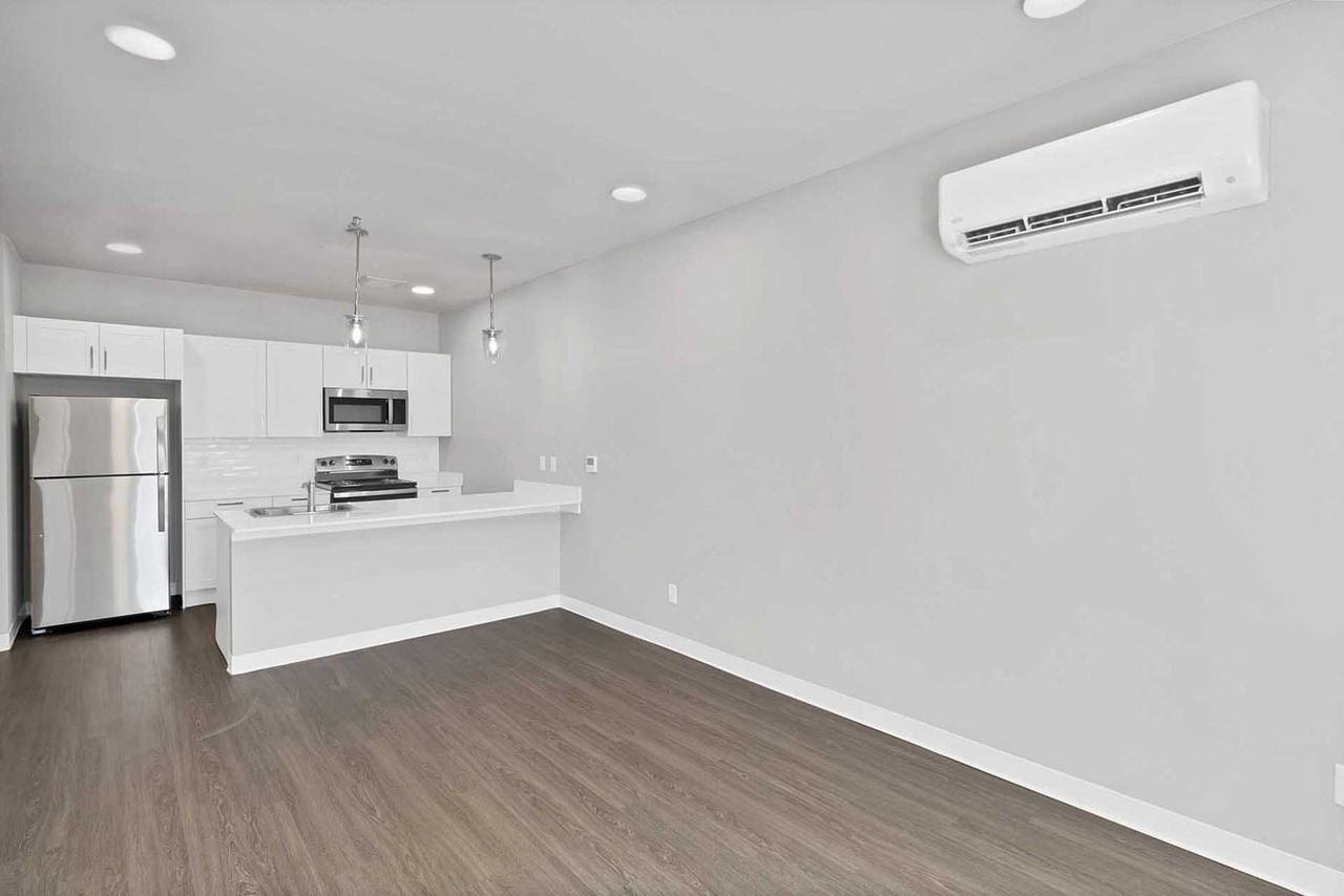 1260 Bookcliff Ave #B202 - Photo 3 of 31