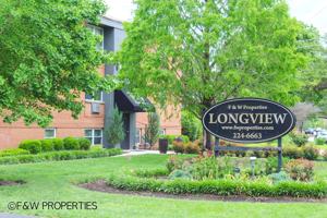 featured image of 1728 E Long St