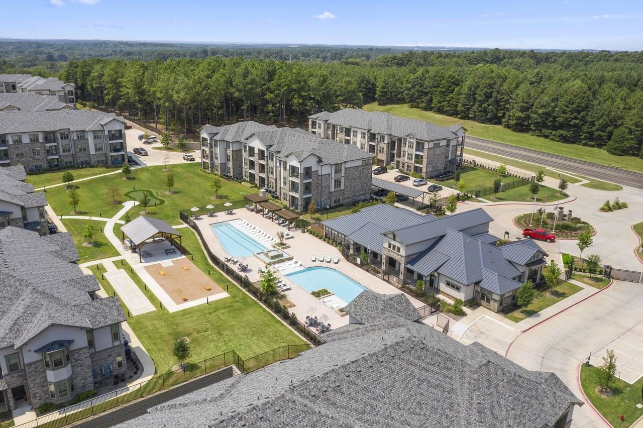 Auberge of Tyler - Photo 6 of 40