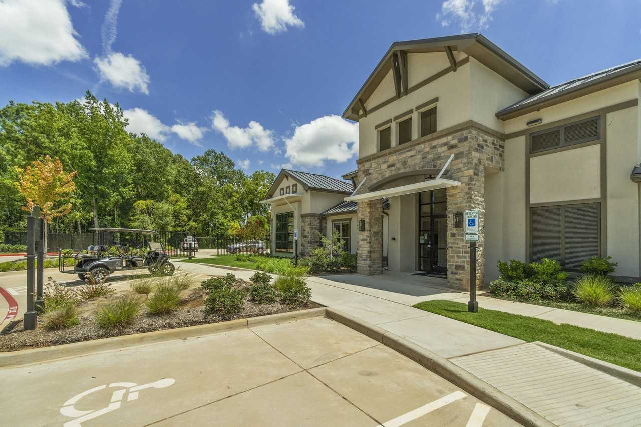 Auberge of Tyler - Photo 4 of 46