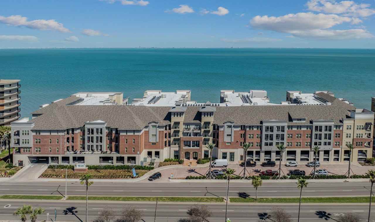 The Alexa Luxury Apartments I & II - Photo 2 of 60