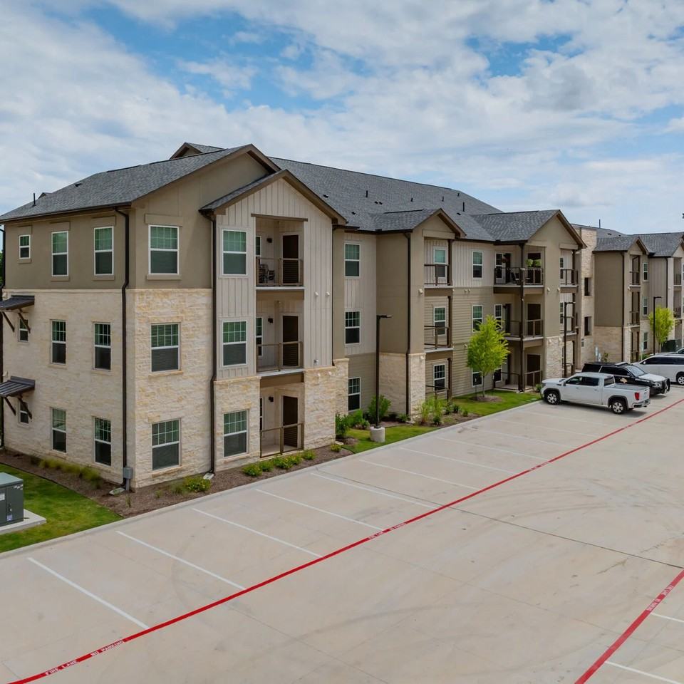 BARONS PARK - Photo 7 of 49