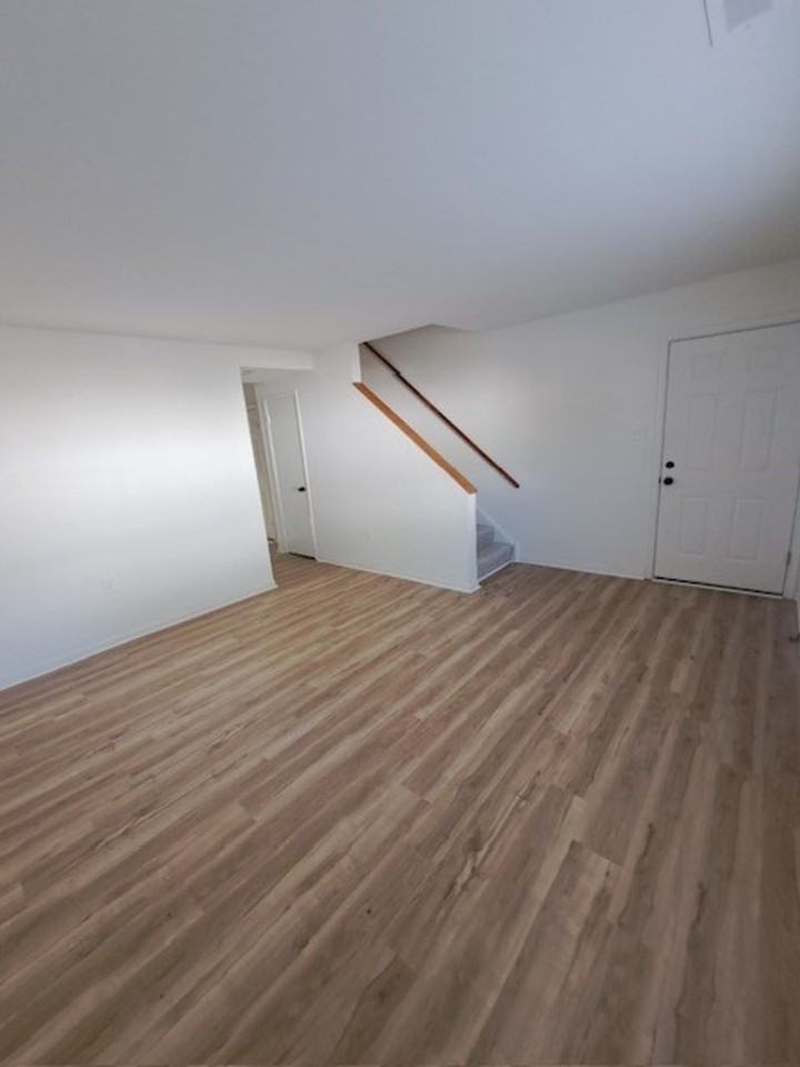2768 Gatewood Circle - Photo 3 of 13