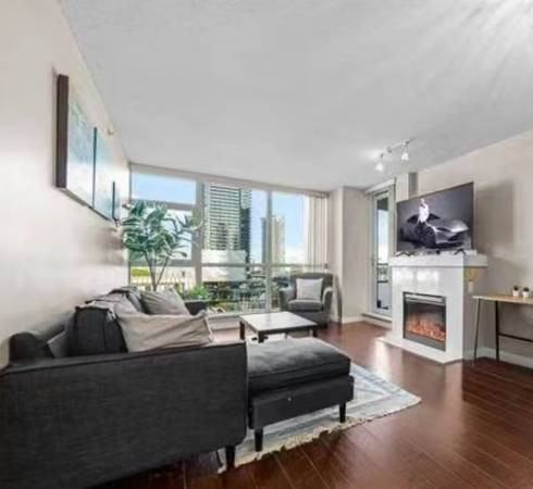 4500 Buchanan Street - Photo 2 of 7