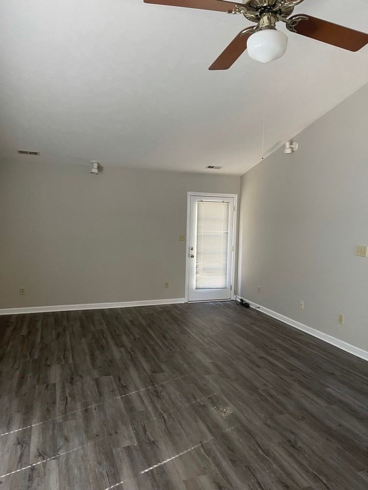 Landau Road - Photo 7 of 24