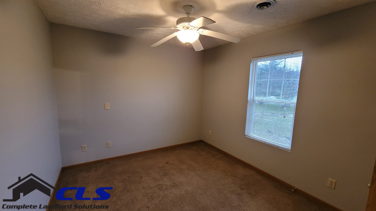 Anthony Square Carriage Homes - Photo 7 of 16