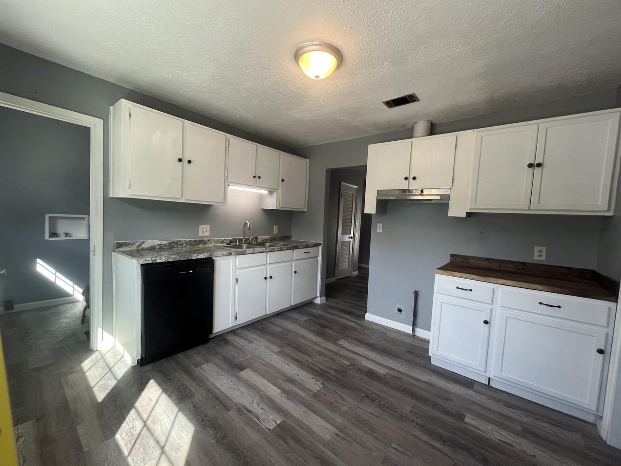 Goodall Avenue 703 - Photo 4 of 15