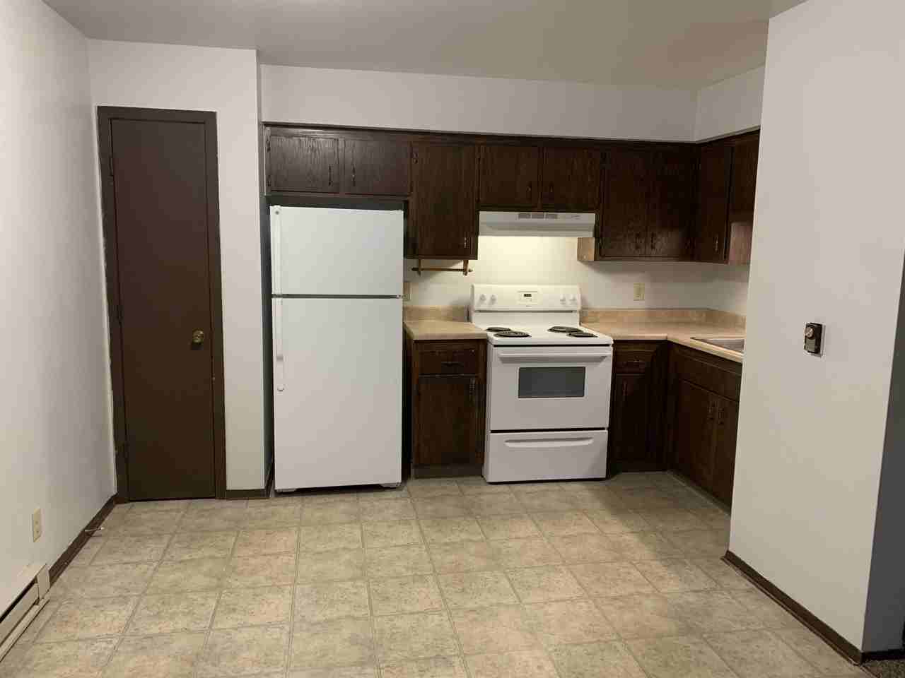 3240 Packer Drive - Photo 2 of 11