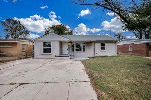 featured image of 1222 E Del Mar St