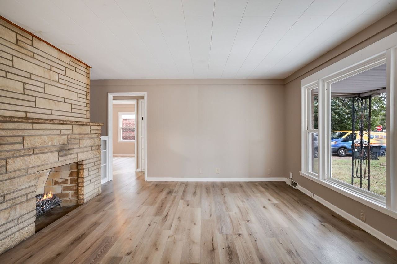 1222 E Del Mar St - Photo 3 of 16