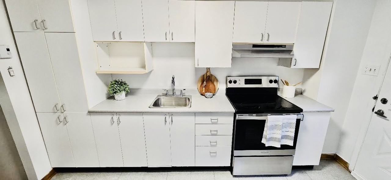 2374 Avenue des Érables #2374 - Photo 3 of 10