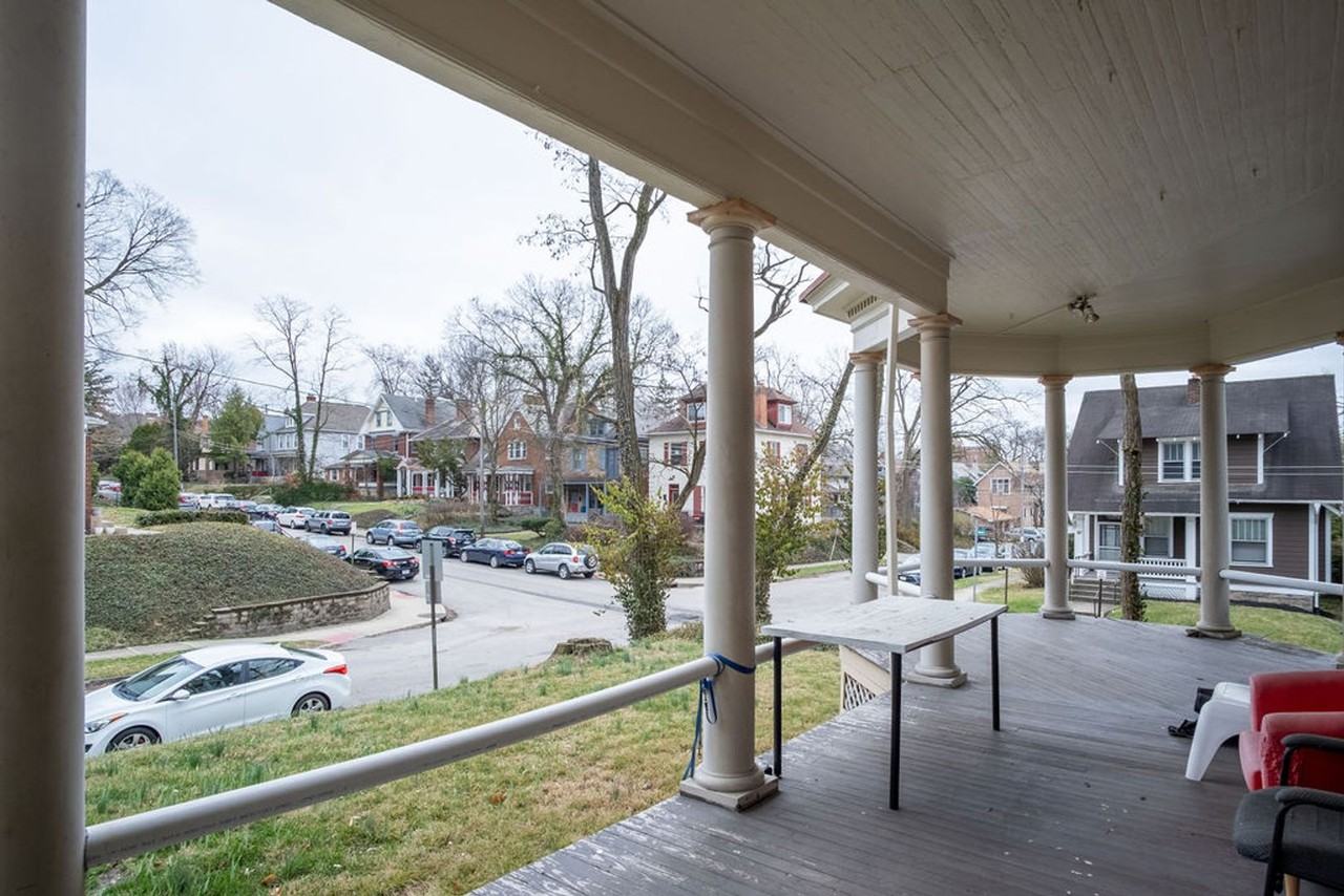 Williams St 2369 MLR - Photo 2 of 29