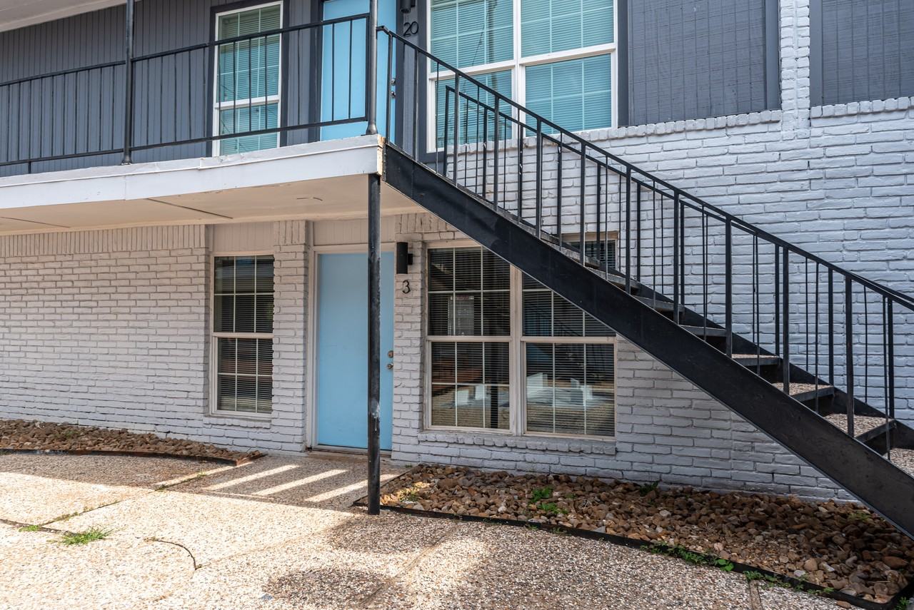 9711 Linkmeadow Lane - Photo 2 of 45