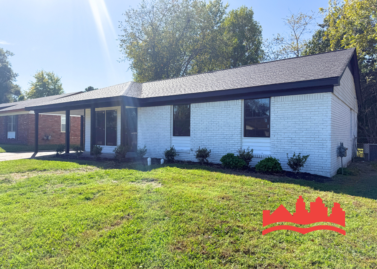 4695 Aldridge Dr - Photo 4 of 13