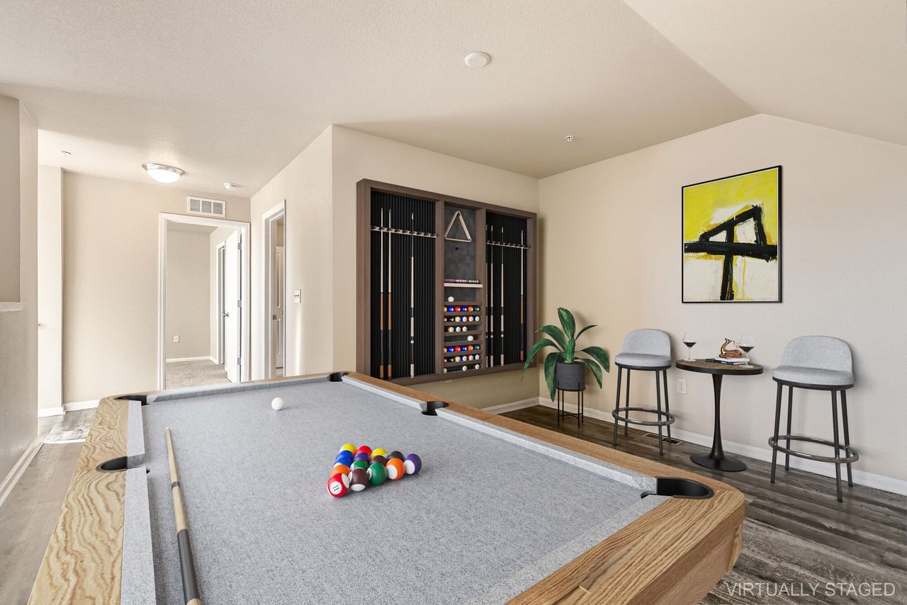 Maple Leaf Townhomes - Photo 4 of 31